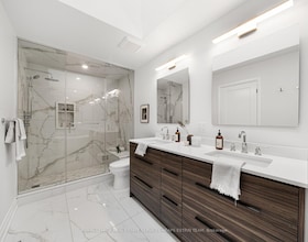 247A Lippincott Street, Toronto, ON , MLS #C13658132 , Image - 1
