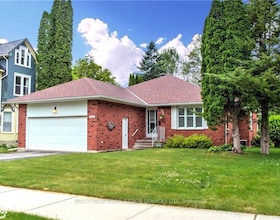 112 Bruce Street S, Grey County, ON , MLS #X13658084 , Image - 1