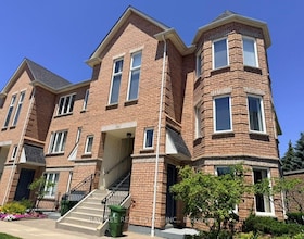 80 Aerodrome Crescent, Toronto, ON