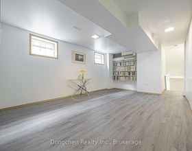 87 Shawnee Circuit, Toronto, ON , MLS #C13663552 , Image - 1