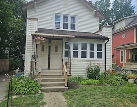 5 Thomas Street, Niagara, ON