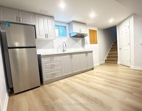 424 Levanna Lane, Halton, ON , MLS #W13665152 , Image - 1