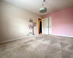 2466 Village Common, Halton, ON , MLS #W13670834 , Image - 1