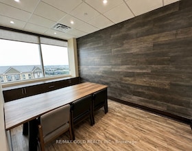218 Export Boulevard, Peel, ON , MLS #W13672188 , Image - 1
