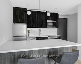 658 Somerset Street W, Ottawa, ON , MLS #X13673610 , Image - 1