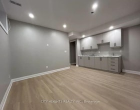 10 Robins Avenue, Hamilton, ON , MLS #X13685926 , Image - 1