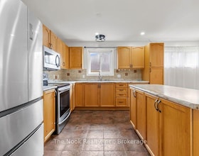 4 Champlain Boulevard, Kawartha Lakes, ON , MLS #X13689608 , Image - 1