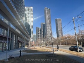 2240 Lake Shore Boulevard W, Toronto, ON