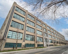 1001 Roselawn Avenue, Toronto, ON