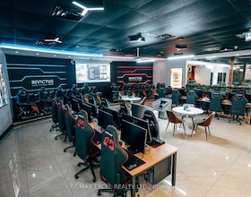 250 Sheppard Avenue E, Toronto, ON