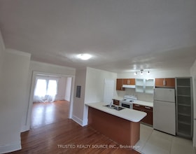 1614 Ontario Street, Essex, ON , MLS #X13595660 , Image - 1