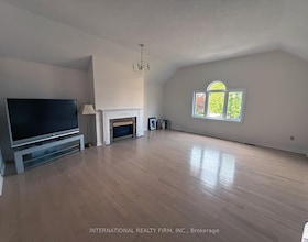 43 Falconridge Drive, Hamilton, ON , MLS #X13698674 , Image - 1