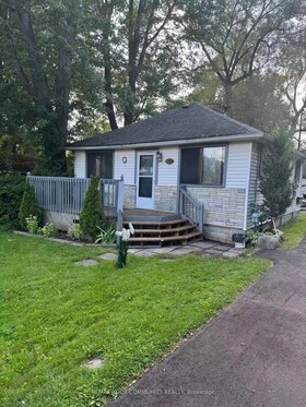 546 Lake Drive S, York, ON
