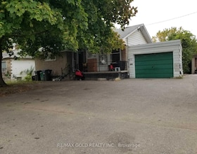 11 Mclaughlin Road, Peel, ON