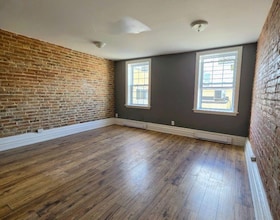47 William Street N, Kawartha Lakes, ON , MLS #X13705668 , Image - 1