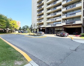 1455 Lawrence Avenue W, Toronto, ON