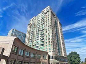 18 Lee Centre Drive, Toronto, ON
