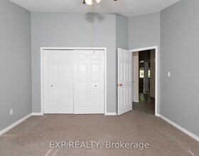 1077 HAMILTON Road, Middlesex, ON , MLS #X13713508 , Image - 1