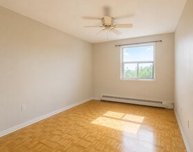 550 King Street, Simcoe, ON , MLS #S13714160 , Image - 1