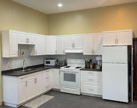60 Ontario Street, Parry Sound, ON , MLS #X13720168 , Image - 1