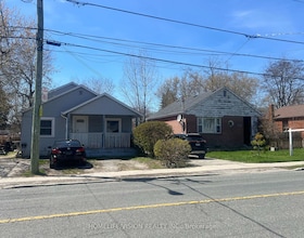 222 & 224 Kennedy Road, Toronto, ON