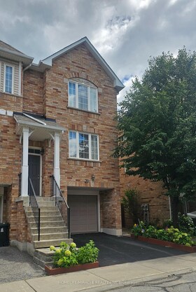 2800 Eglinton Avenue E, Toronto, ON
