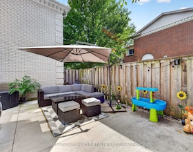 370 Homestead Court, Middlesex, ON , MLS #X13725290 , Image - 1