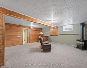 33 Ilderbrook Circle, Middlesex, ON , MLS #X13731172 , Image - 1