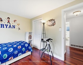 1280 ALDRIDGE Crescent, Halton, ON , MLS #W13732698 , Image - 1