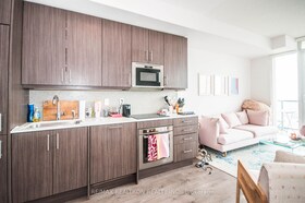297 College Street, Toronto, ON , MLS #C13734088 , Image - 1