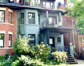 108 Admiral Road, Toronto, ON