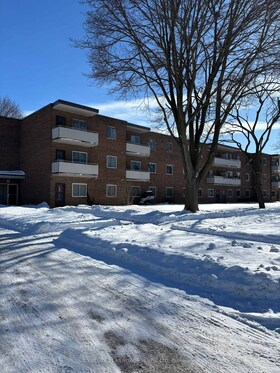 31 Parkside Drive, Elgin, ON