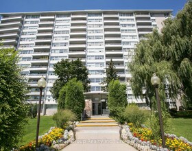 120 Shelborne Avenue, Toronto, ON , MLS #C13735864 , Image - 1