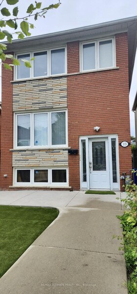 315 Harvie Avenue, Toronto, ON