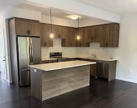 6945 Heathwoods Avenue, Middlesex, ON , MLS #X13743026 , Image - 1