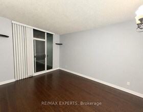 1359 Rathburn Road, Peel, ON , MLS #W13743308 , Image - 1