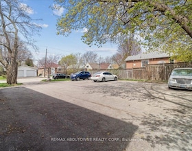 291 East 38th Street, Hamilton, ON , MLS #X13747542 , Image - 1