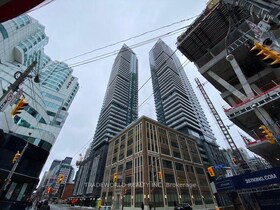 125 Blue Jays Way, Toronto, ON