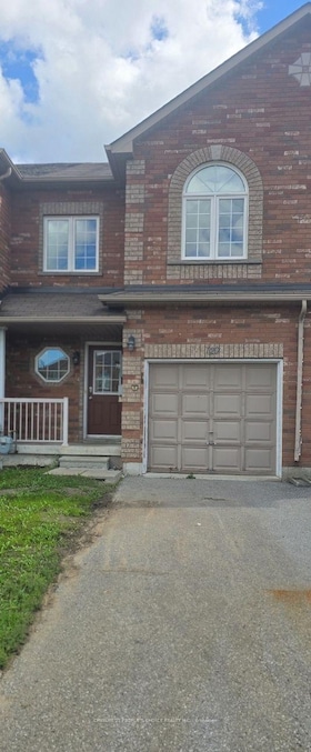 129 Sydenham Wells Square, Simcoe, ON , MLS #S13748804 , Image - 1