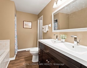 5130 St. George's Drive, Niagara, ON , MLS #X13749206 , Image - 1