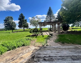 431 Avon Drive N, Elgin, ON , MLS #X13750840 , Image - 1