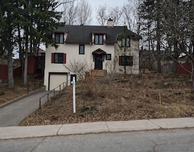 290 A Holmwood Avenue, Ottawa, ON