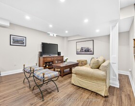 12 Fiddlehead Crescent, Hamilton, ON , MLS #X13752516 , Image - 1