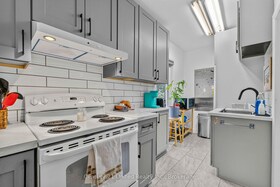 577 Homewood Avenue, Peterborough, ON , MLS #X13752798 , Image - 1