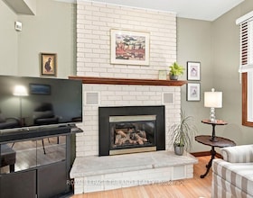 7 Glenview Crescent, Middlesex, ON , MLS #X13754480 , Image - 1