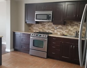 1452 Creditwoodlands Court, Peel, ON , MLS #W13757602 , Image - 1