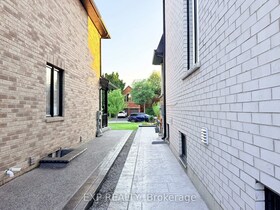 1606 Sandhurst Crescent, Durham, ON , MLS #E13757706 , Image - 1