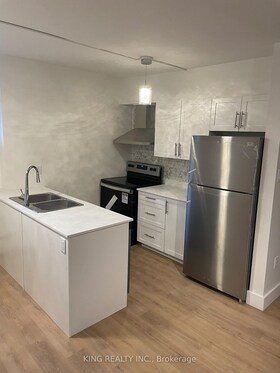 894 Adelaide Street N, Middlesex, ON , MLS #X13763070 , Image - 1