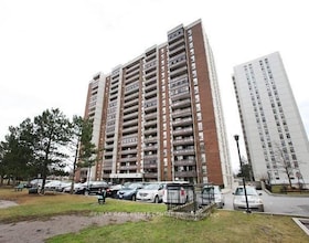17 Knightsbridge Road, Peel, ON