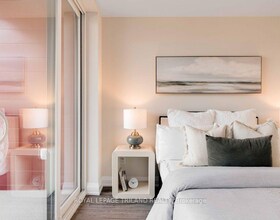 865 Kleinburg Drive, Middlesex, ON , MLS #X13767938 , Image - 1